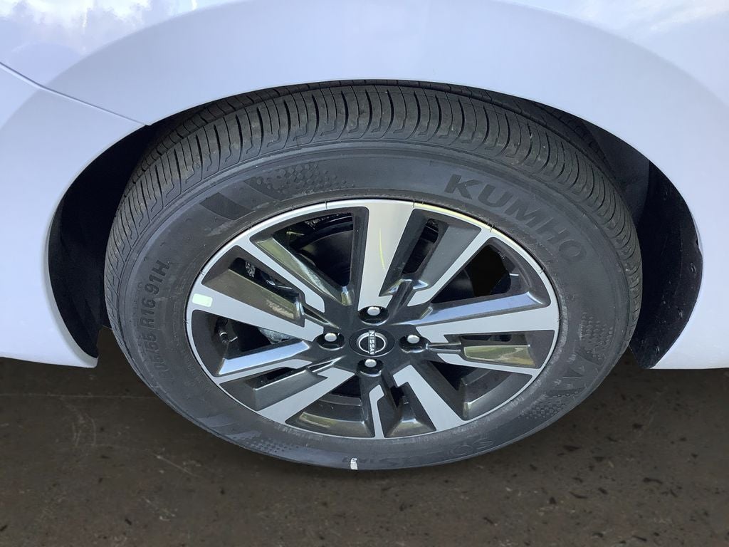 2025 Nissan Versa 1.6 SV