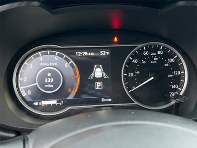 2025 Nissan Versa 1.6 SR