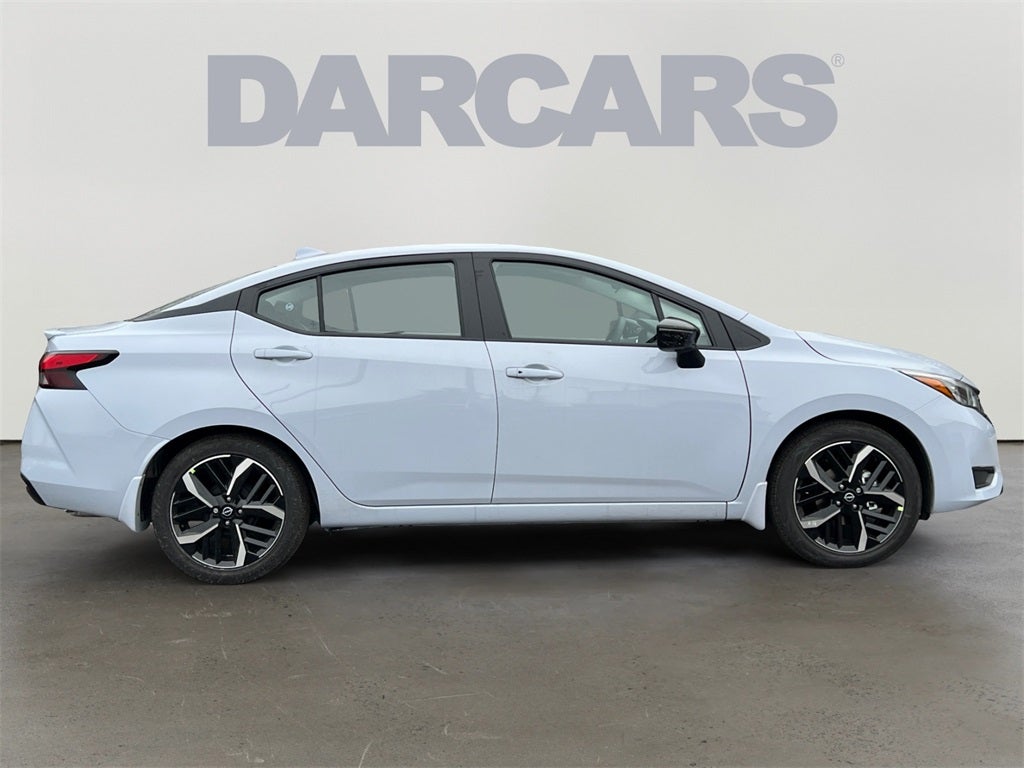 2025 Nissan Versa 1.6 SR