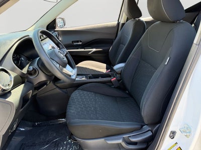 2021 Nissan Kicks SV / One Owner