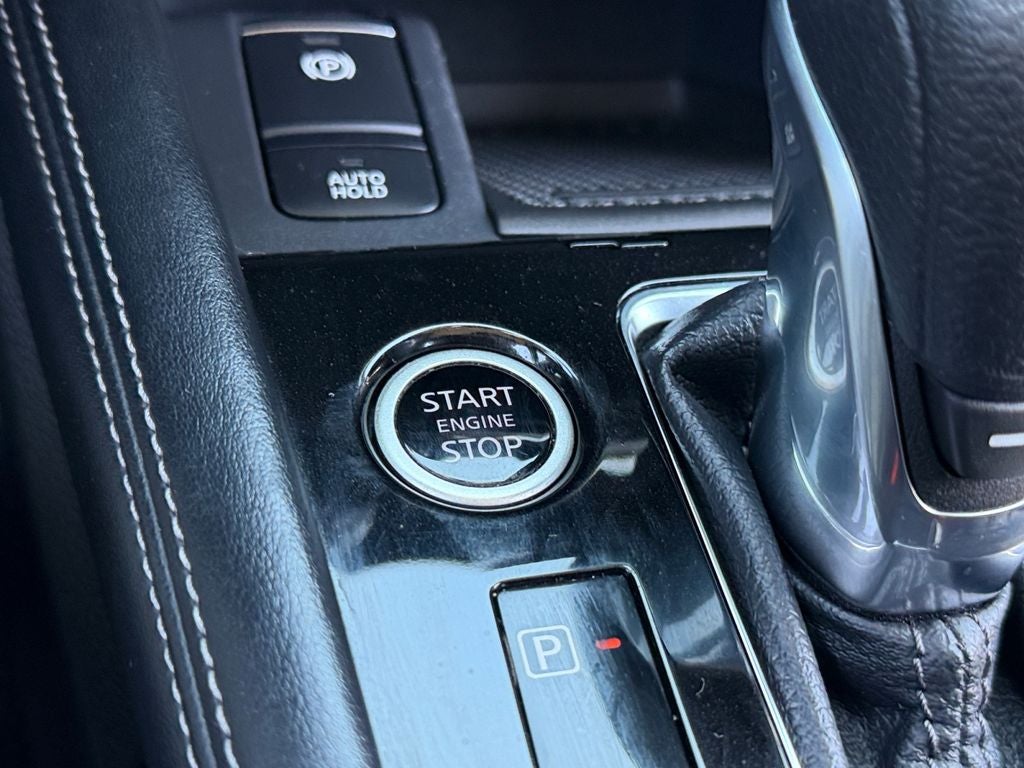 2021 Nissan Kicks SV / One Owner