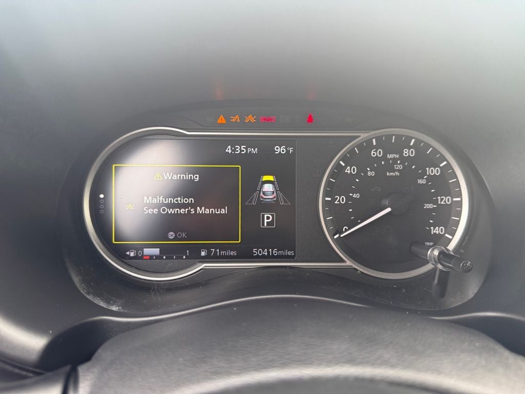 2020 Nissan Kicks SR