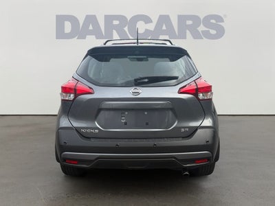 2020 Nissan Kicks SR