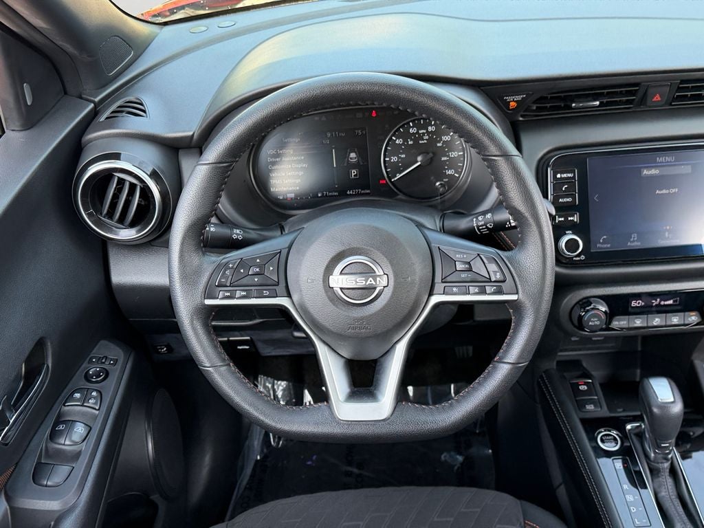 2022 Nissan Kicks SR