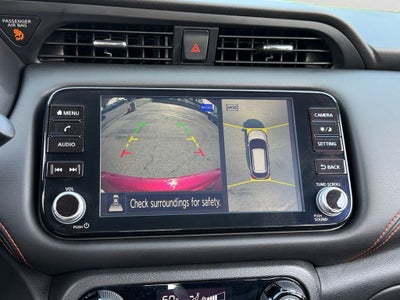 2022 Nissan Kicks SR