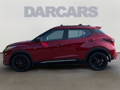 2022 Nissan Kicks SR