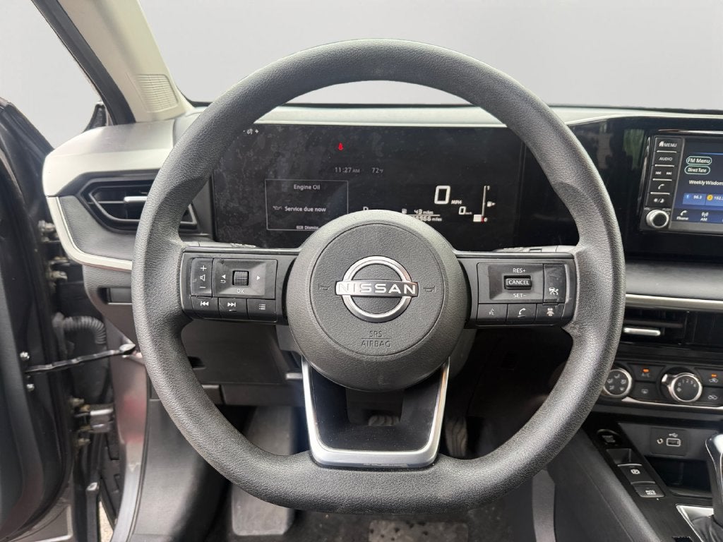 2025 Nissan Kicks S