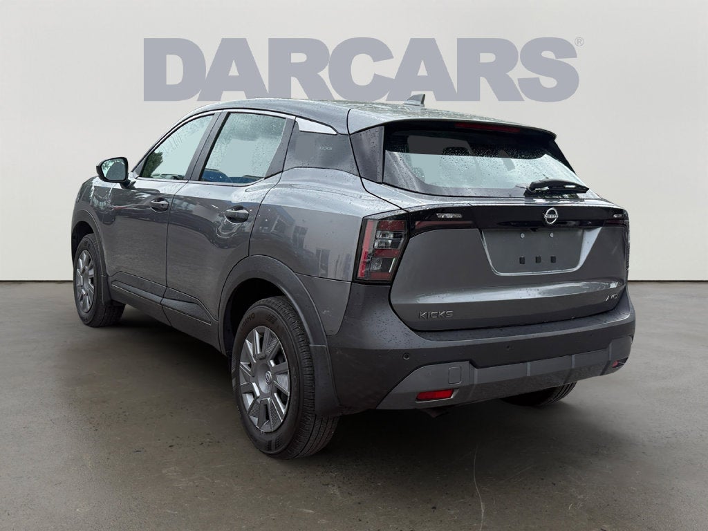 2025 Nissan Kicks S