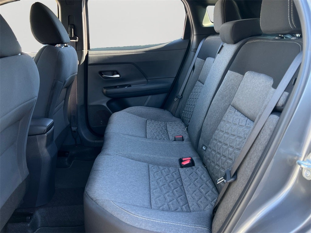 2026 Nissan Kicks SV / One Owner / AWD / Premium Package / Weather Pack