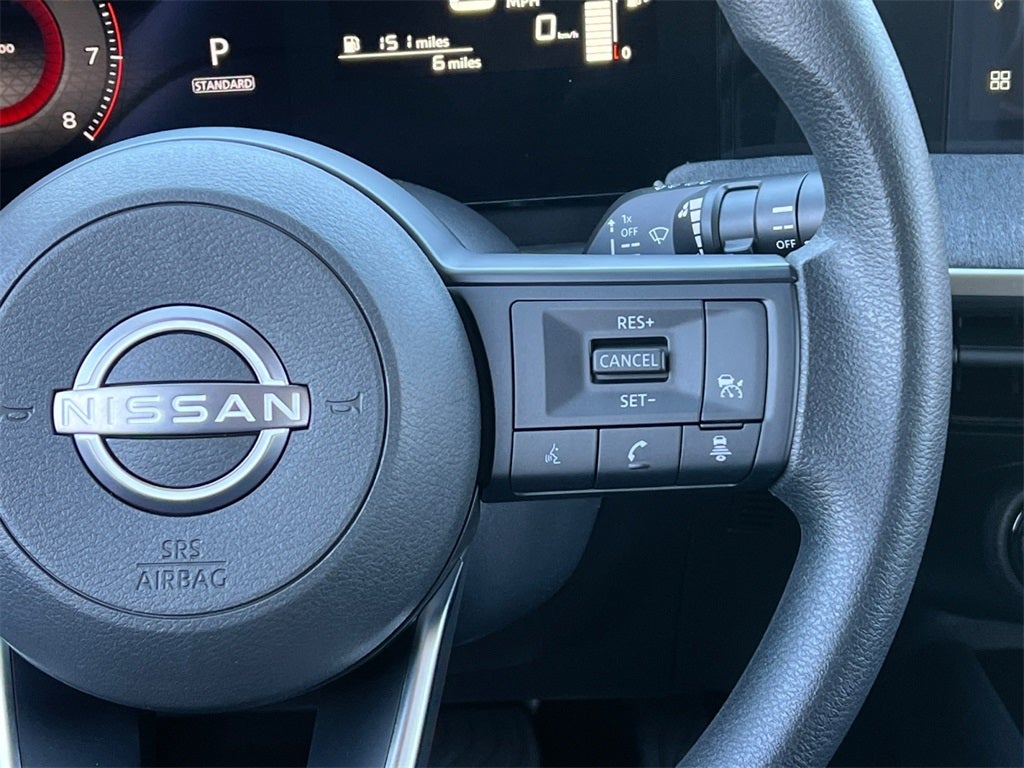 2026 Nissan Kicks SV / One Owner / AWD / Premium Package / Weather Pack