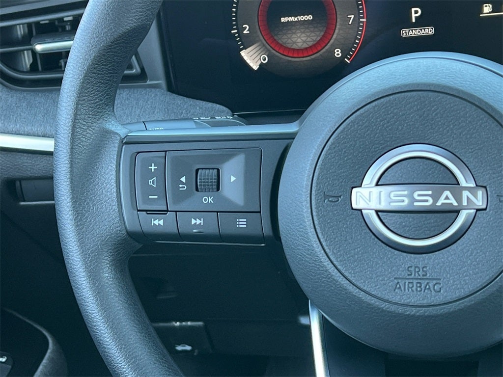 2026 Nissan Kicks SV / One Owner / AWD / Premium Package / Weather Pack