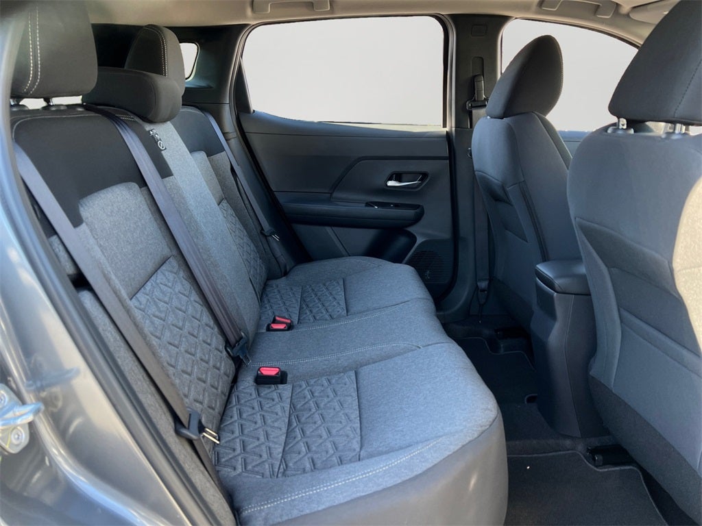 2026 Nissan Kicks SV / One Owner / AWD / Premium Package / Weather Pack