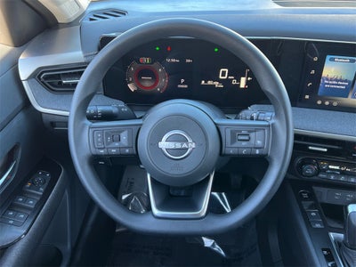2026 Nissan Kicks SV /One Owner / AWD / Premium Package / Weather Packa