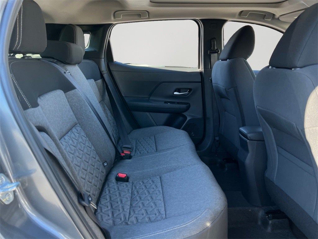 2026 Nissan Kicks SV /One Owner / AWD / Premium Package / Weather Packa