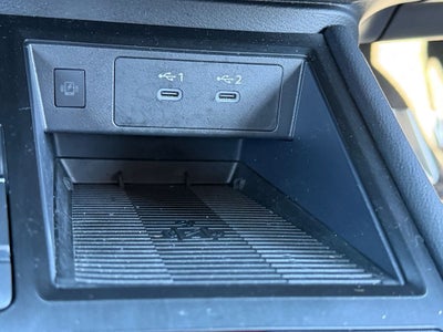 2025 Nissan Kicks SR / One Owner