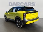 2025 Nissan Kicks SR / One Owner