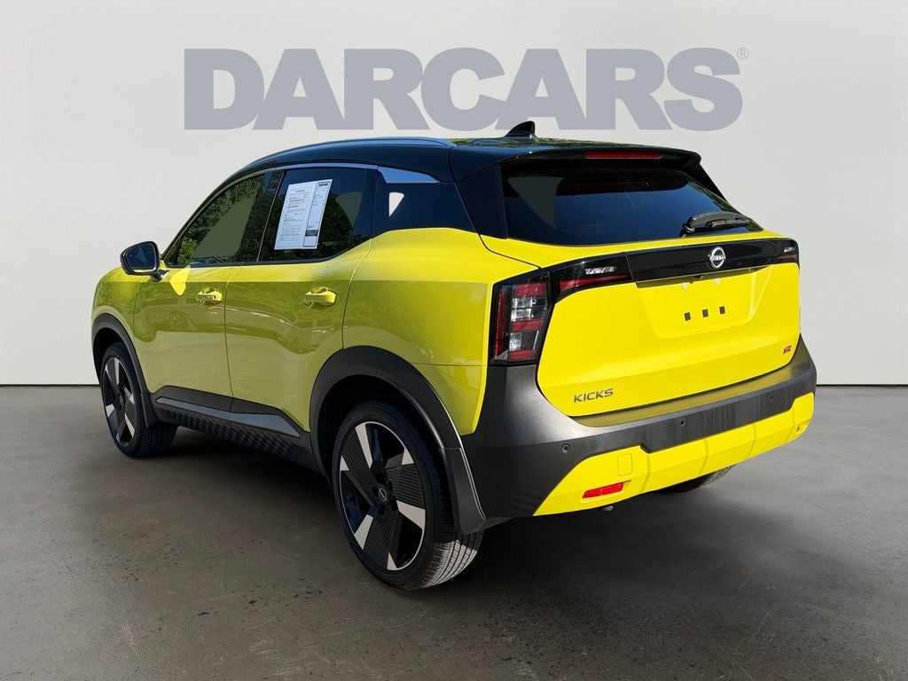 2025 Nissan Kicks SR / One Owner