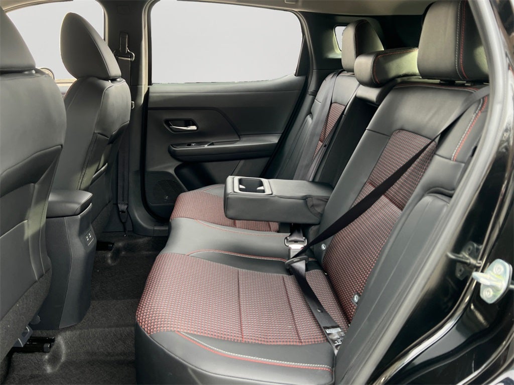 2026 Nissan Kicks SR One Owner / AWD / Cold Weather Package / Cross Bar