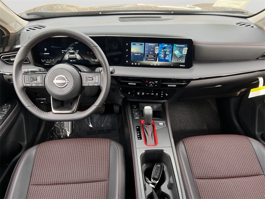 2026 Nissan Kicks SR One Owner / AWD / Cold Weather Package / Cross Bar