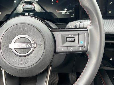 2026 Nissan Kicks SR One Owner / AWD / Cold Weather Package / Cross Bar