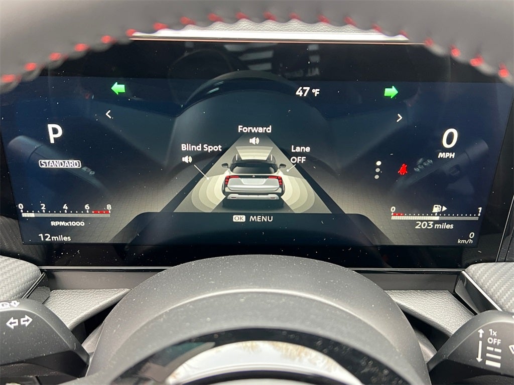 2026 Nissan Kicks SR One Owner / AWD / Cold Weather Package / Cross Bar