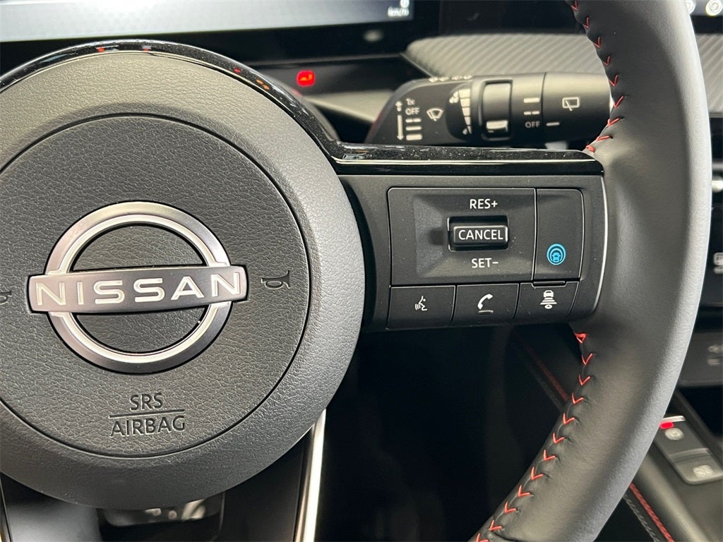 2026 Nissan Kicks SR One Owner / AWD / Cold Weather Package / Splash Gu