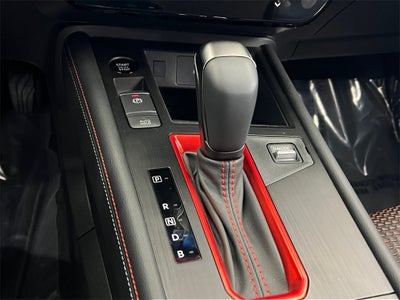 2026 Nissan Kicks SR One Owner / AWD / Cold Weather Package / Splash Gu