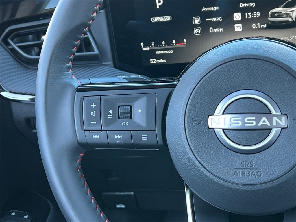 2025 Nissan Kicks SR / One Owner / AWD / Splash Guards