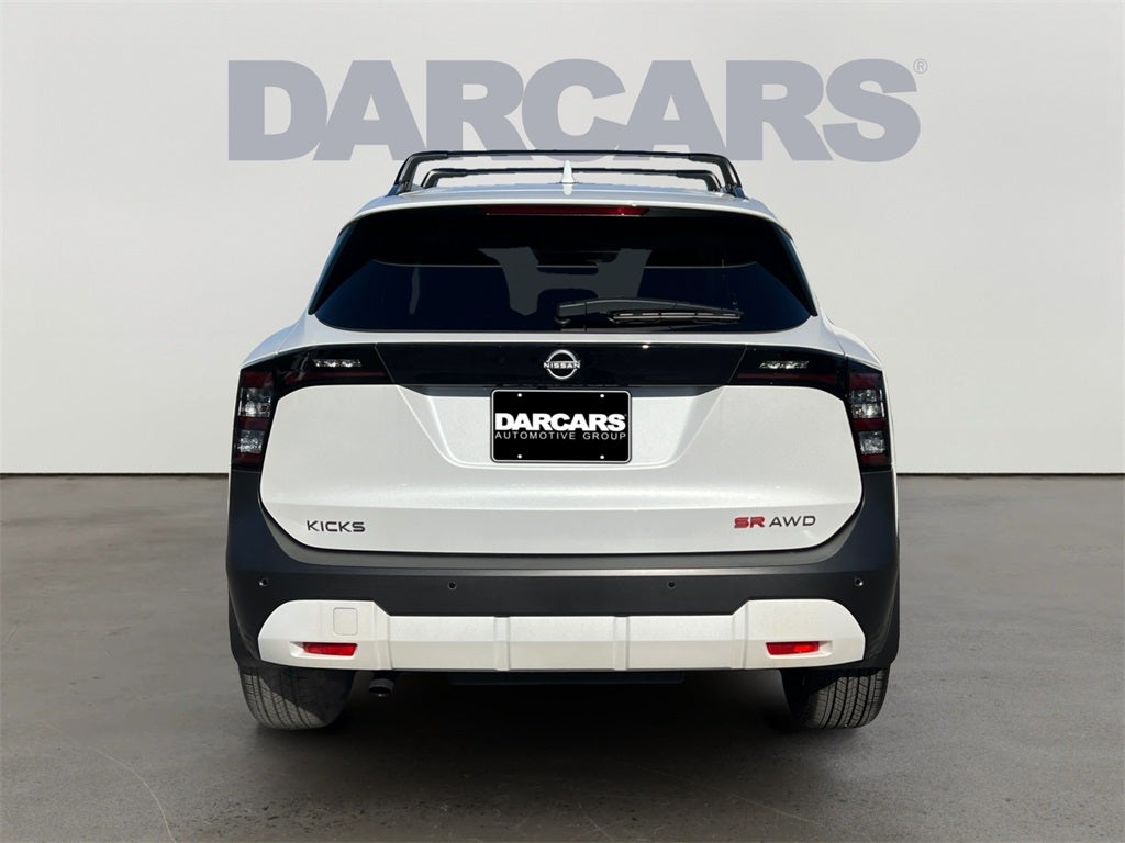 2025 Nissan Kicks SR / One Owner / AWD / Splash Guards