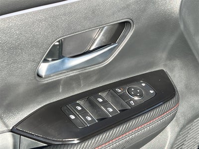 2026 Nissan Kicks SR / One Owner / AWD / Premium Package / Weather Pack