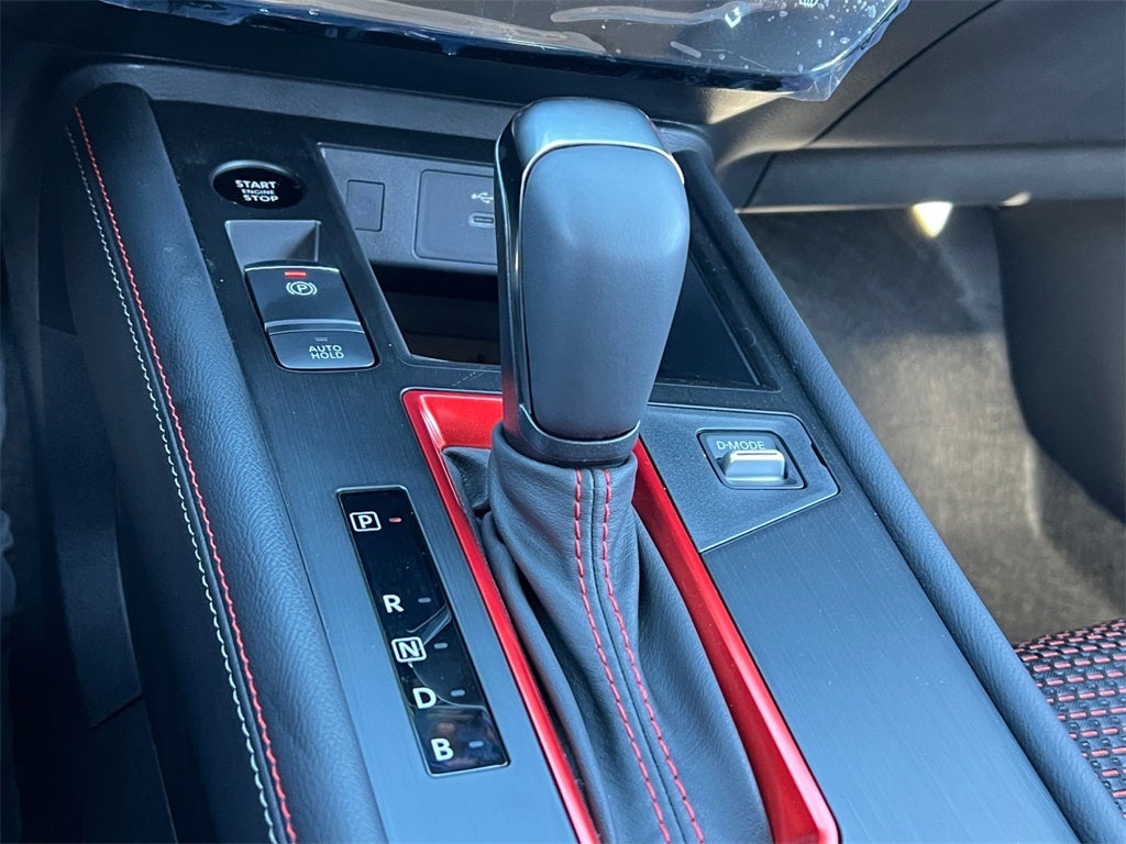 2026 Nissan Kicks SR / One Owner / AWD / Premium Package / Weather Pack