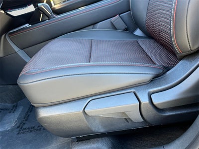 2026 Nissan Kicks SR / One Owner / AWD / Premium Package / Weather Pack