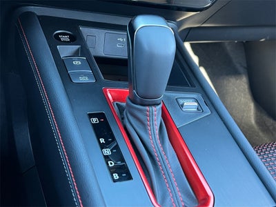 2026 Nissan Kicks SR / One Owner / AWD / Premium Package / Weather Pack