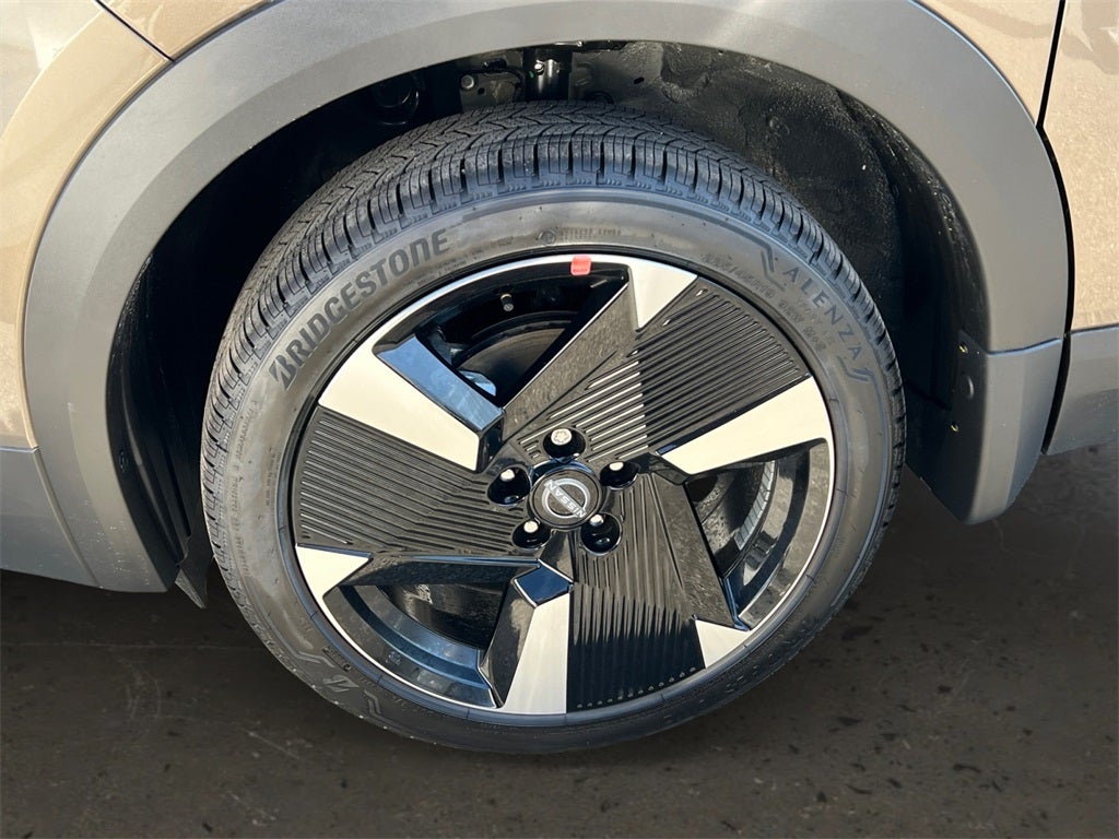 2026 Nissan Kicks SR / One Owner / AWD / Premium Package / Weather Pack