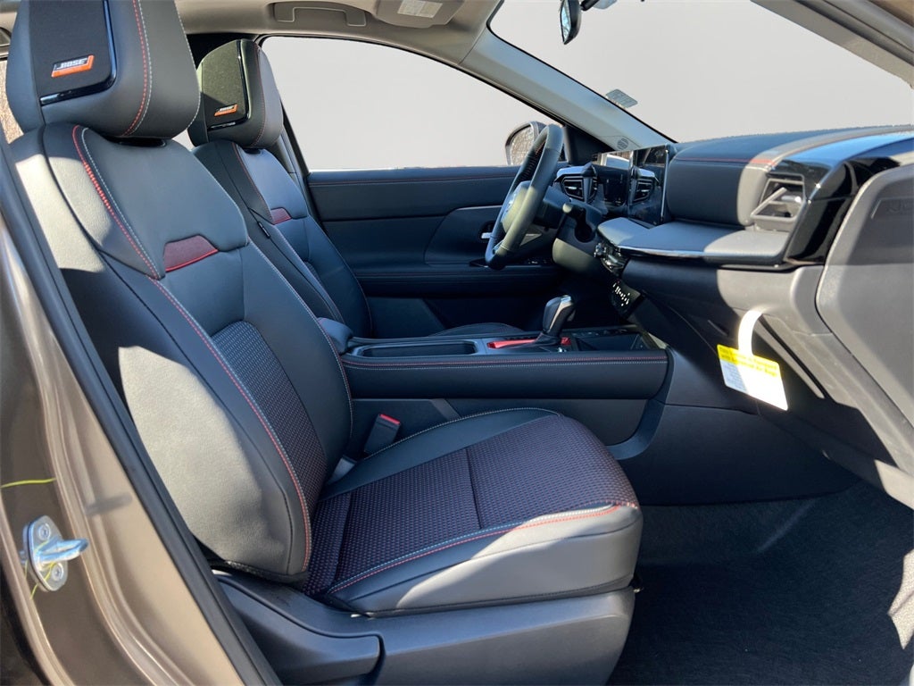 2026 Nissan Kicks SR / One Owner / AWD / Premium Package / Weather Pack