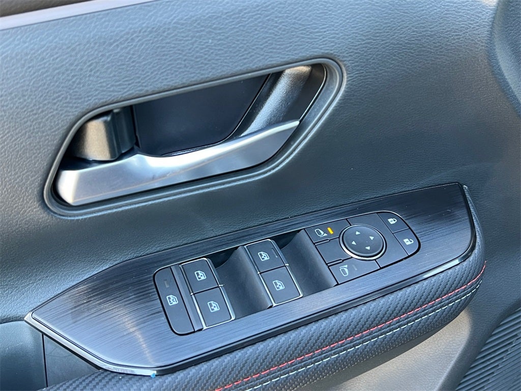 2026 Nissan Kicks SR One Owner / / AWD / Premium Package / Weather Pack