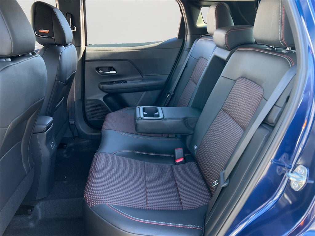 2026 Nissan Kicks SR One Owner / AWD / Premium Package - Weather Packag