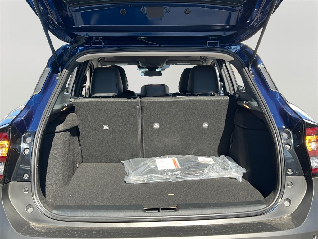 2026 Nissan Kicks SR One Owner / AWD / Premium Package - Weather Packag