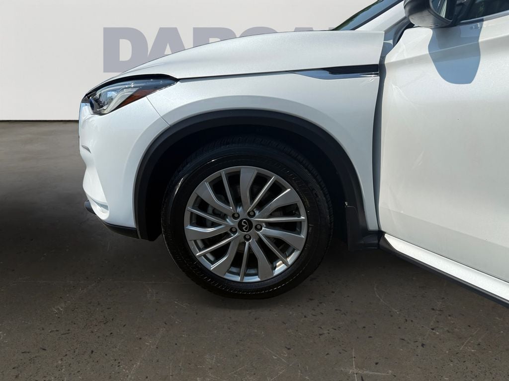 2023 INFINITI QX50 LUXE