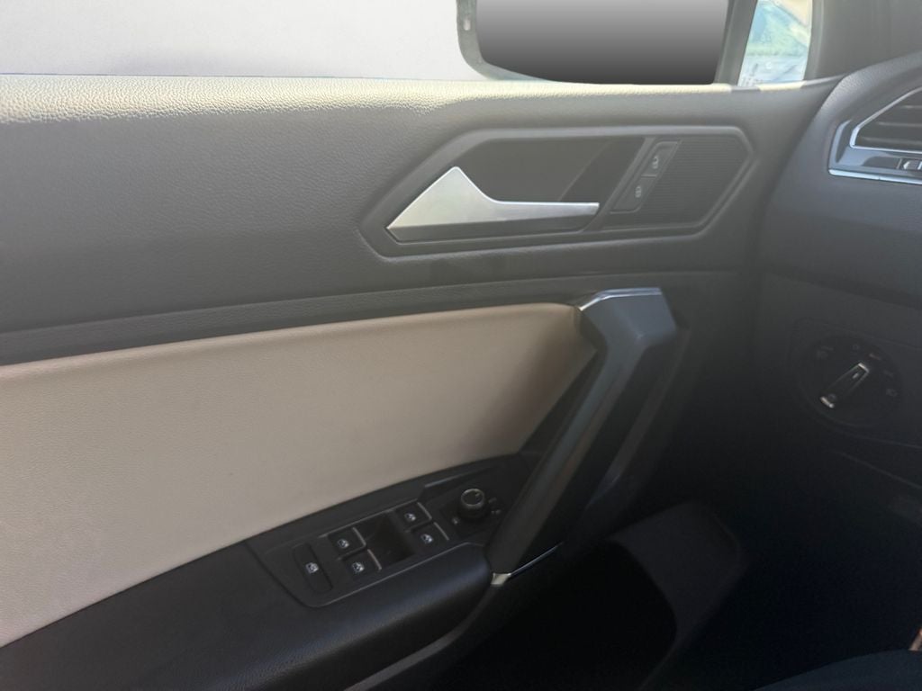 2020 Volkswagen Tiguan 2.0T SE R-Line Black 4Motion