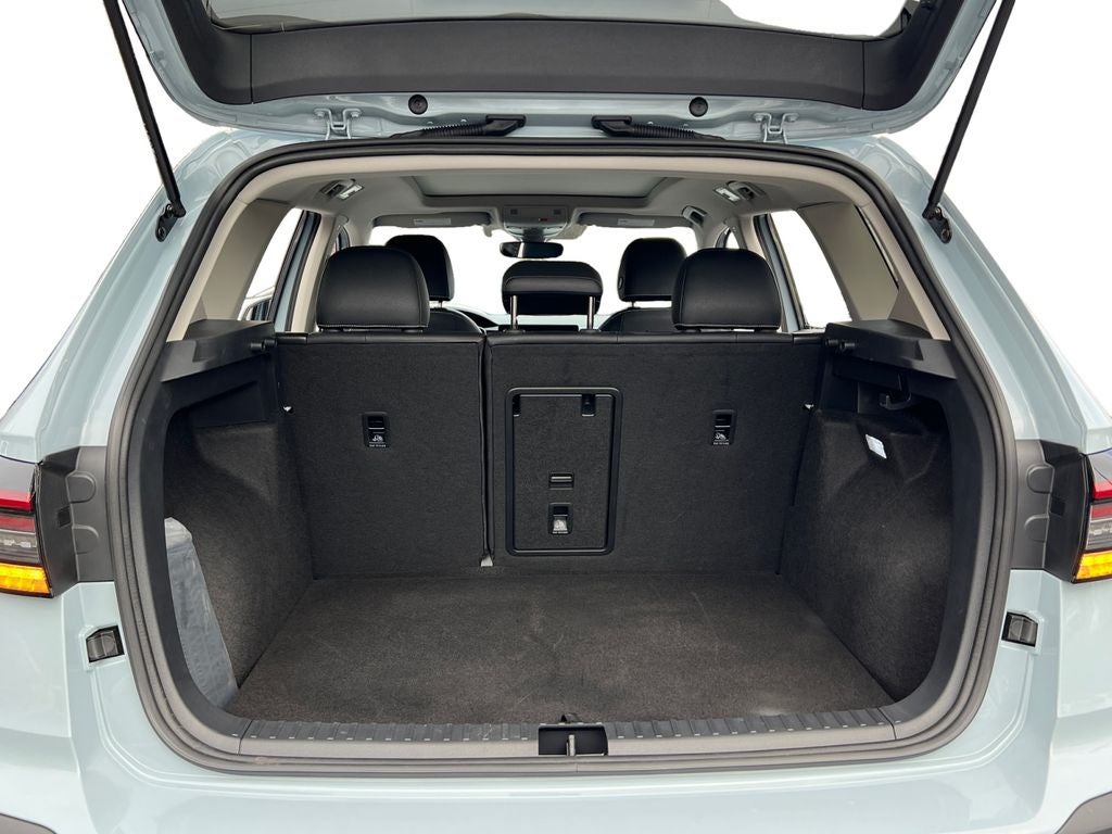 2025 Volkswagen Taos 1.5T SEL / One Owner / AWD /