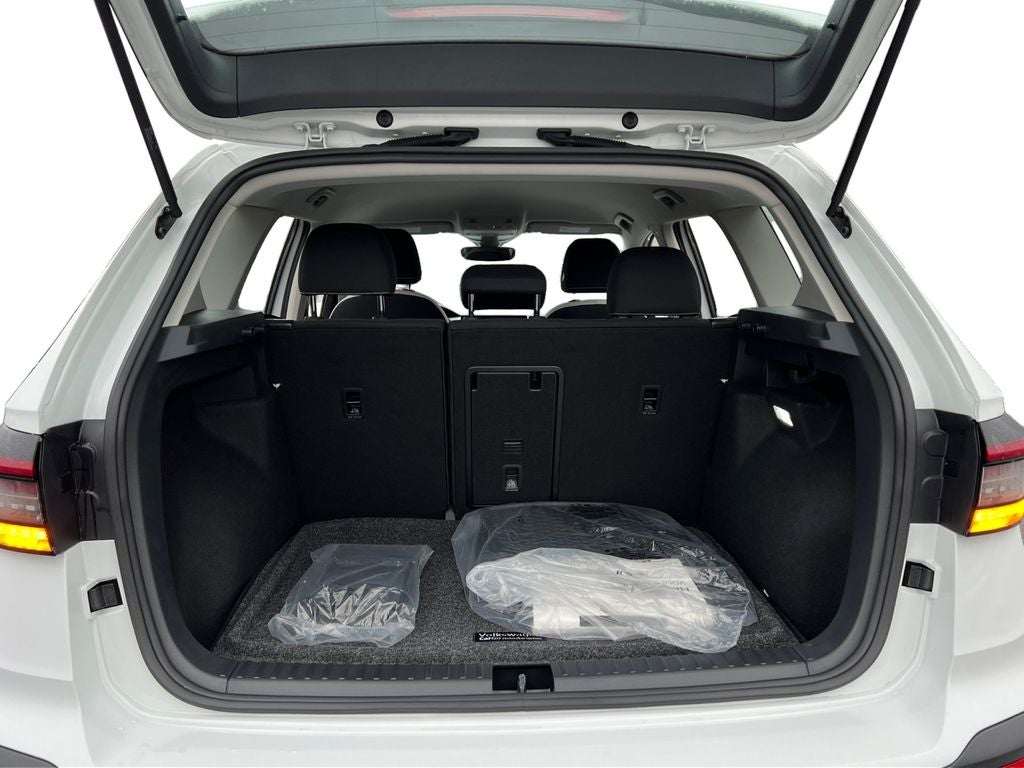 2025 Volkswagen Taos 1.5T S / One Owner / AWD /