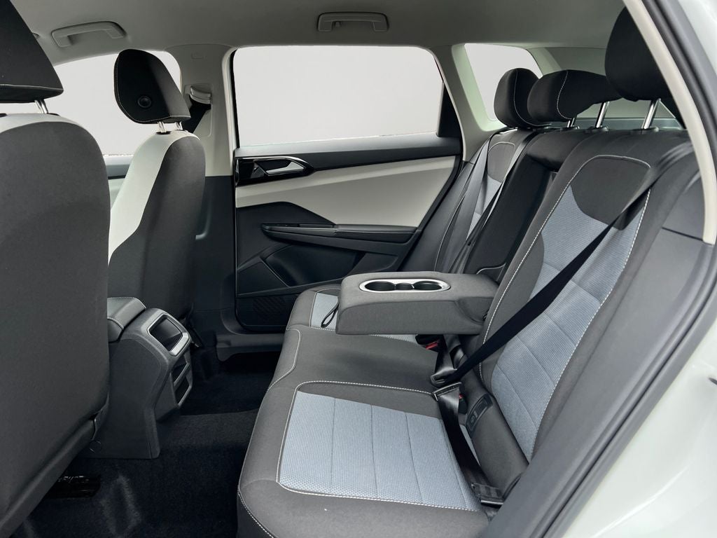 2025 Volkswagen Taos 1.5T S / One Owner / AWD /