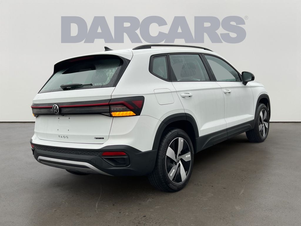 2025 Volkswagen Taos 1.5T S / One Owner / AWD /