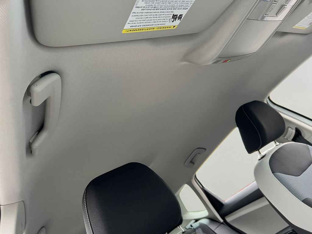 2025 Volkswagen Taos 1.5T S / One Owner / AWD /