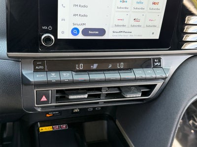 2025 Toyota Camry LE / One Owner / Hybrid /