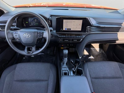 2025 Toyota Camry LE / One Owner / Hybrid /