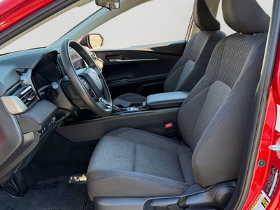 2025 Toyota Camry LE / One Owner / Hybrid /