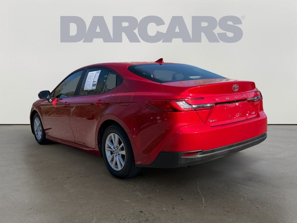 2025 Toyota Camry LE / One Owner / Hybrid /