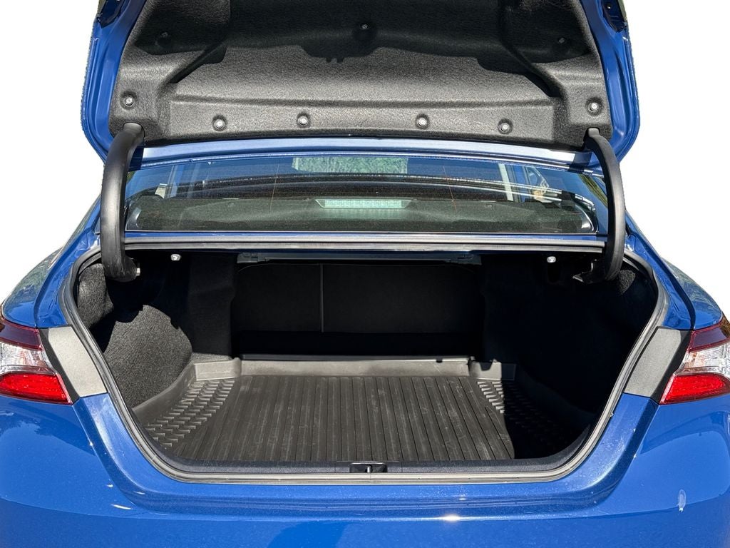 2024 Toyota Camry SE / One Owner